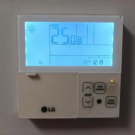 Prymasa Tysiaclecia 83a Oddzielna Sypialnia Z Garazem By Perfect 530 Apartman Varsó