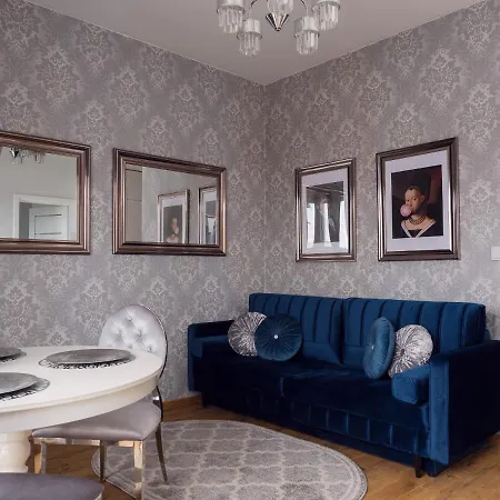 Prymasa Tysiaclecia 83a Oddzielna Sypialnia Z Garazem By Perfect 530 Apartman