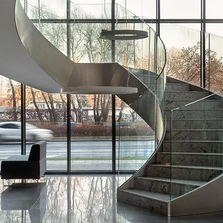 Prymasa Tysiaclecia 83a Oddzielna Sypialnia Z Garazem By Perfect 530