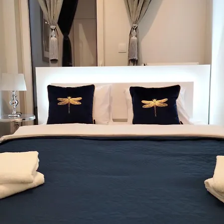 Apartament Prymasa Tysiaclecia 83a Center Viev Sperate Bedroom By Perfect 530 Warszawa