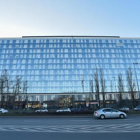 アパート Prymasa Tysiaclecia 83a Oddzielna Sypialnia Z Garazem By Perfect 530 *