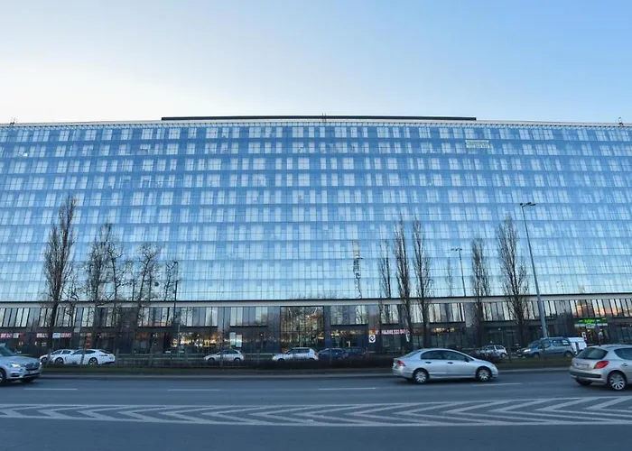 Lejlighed Prymasa Tysiaclecia 83a Oddzielna Sypialnia Z Garazem By Perfect 530 *