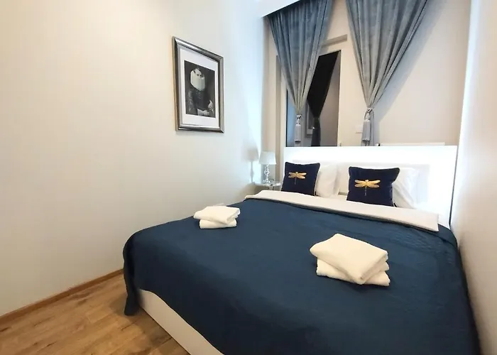 Prymasa Tysiaclecia 83a Oddzielna Sypialnia Z Garazem By Perfect 530