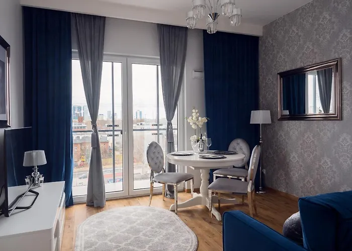 Prymasa Tysiaclecia 83a Oddzielna Sypialnia Z Garazem By Perfect 530 Lejlighed *